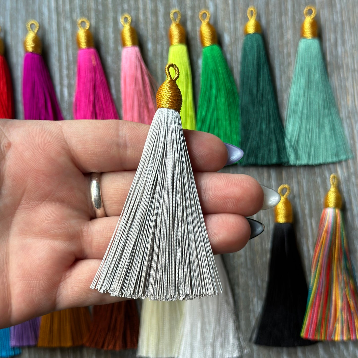 3" light gray gold top tassel