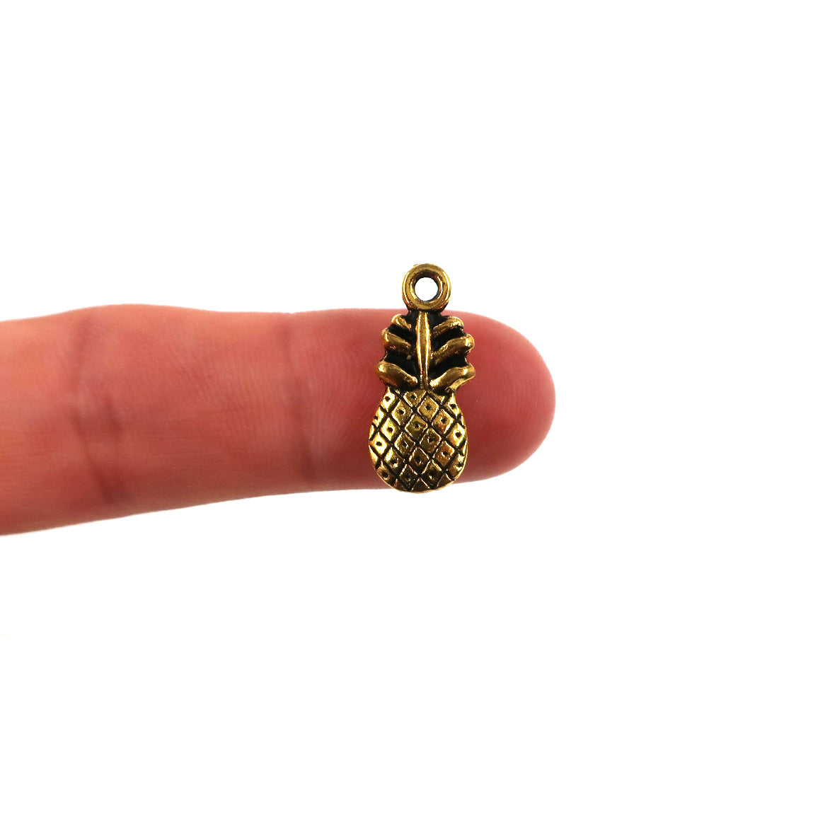 10 pack - Pineapple charms - antique gold color