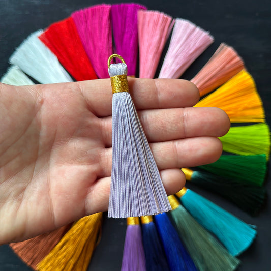 3" pale purple gold bind tassel
